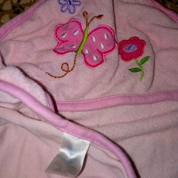 Free Baby towel - Picture 1 of 2